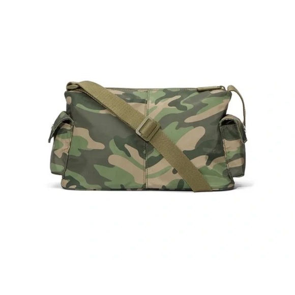 VS PINK GREEN CAMO CARGO BAG - Picture 4 of 4